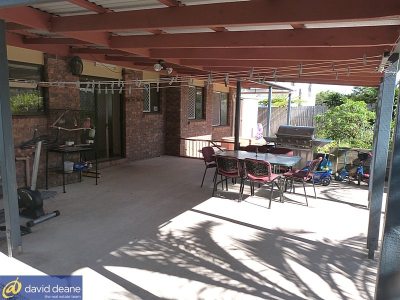 24 Gannon St, Mount Mee QLD 4521