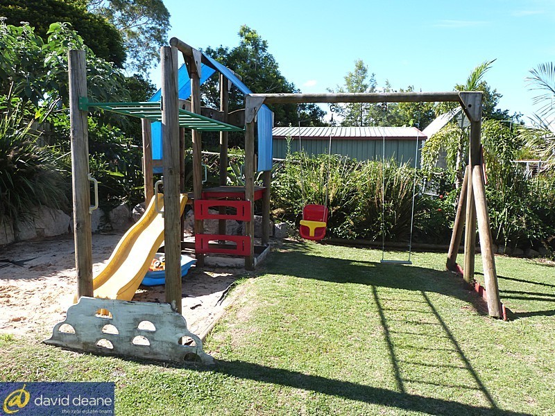 24 Gannon St, Mount Mee QLD 4521