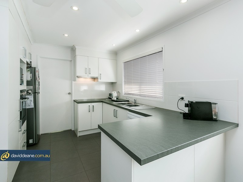 5 Guards Street, Bray Park QLD 4500