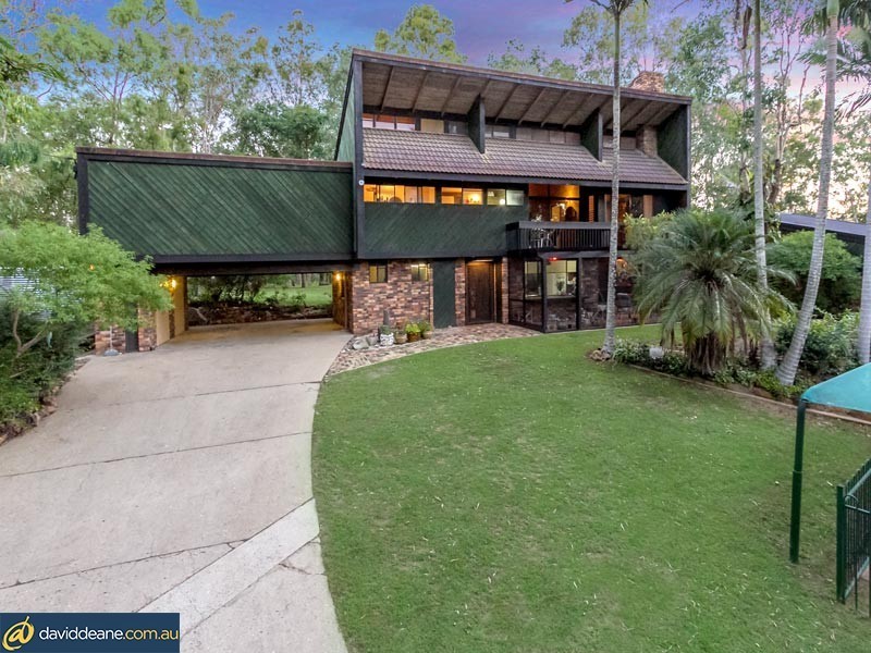 63 Whiteside Rd, Whiteside QLD 4503