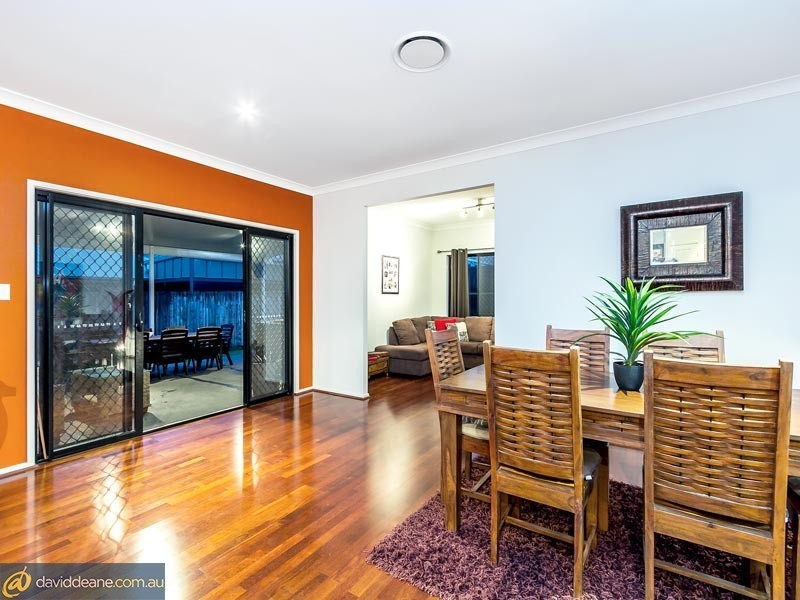 61 Castlewellan Cct, Warner QLD 4500