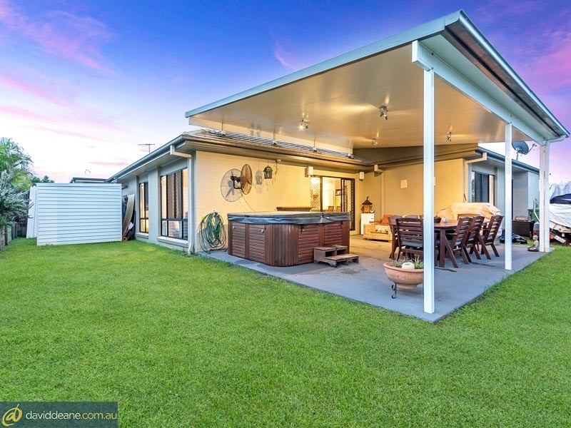 61 Castlewellan Cct, Warner QLD 4500