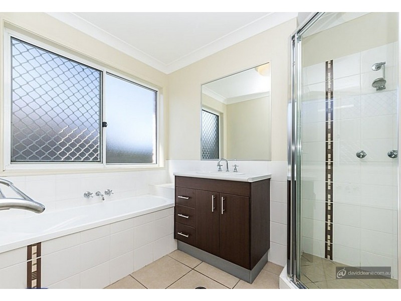 12 Squire Court, Bray Park QLD 4500