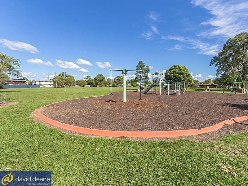 12 Colonial Drive, Lawnton QLD 4501