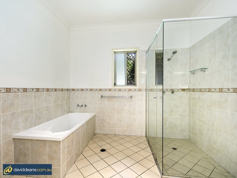 61 Whiteside Rd, Whiteside QLD 4503