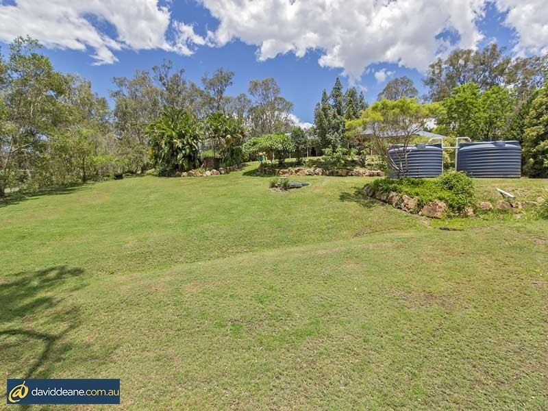 61 Whiteside Rd, Whiteside QLD 4503