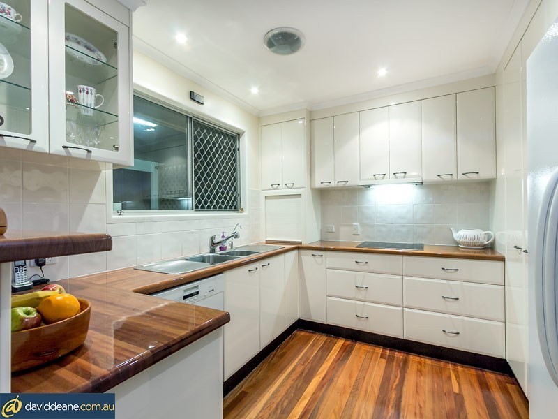 31 Grenadier St, Bray Park QLD 4500