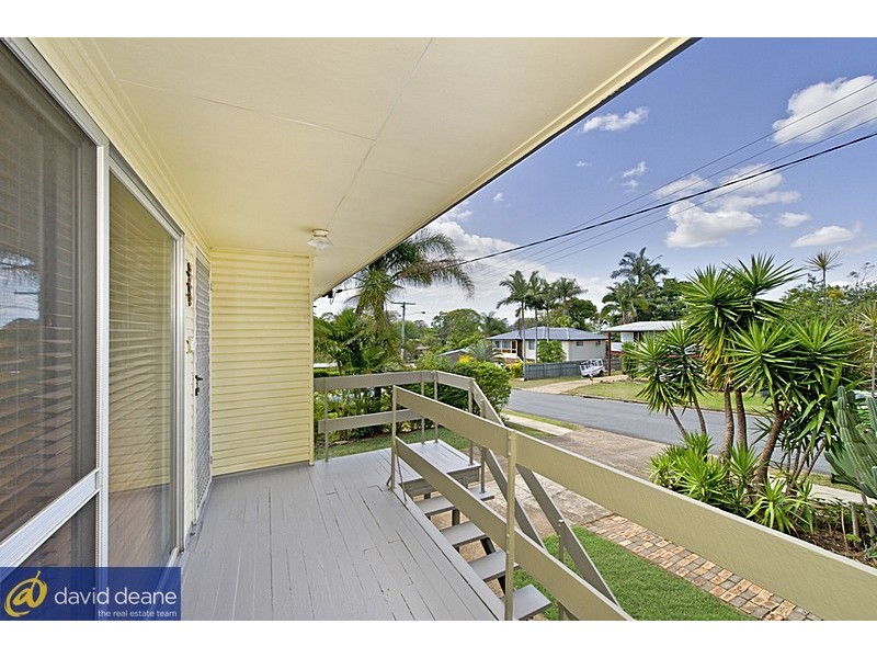 28 Lavercombe Drive, Kallangur QLD 4503