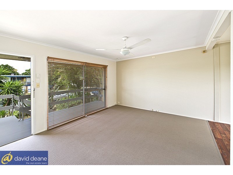 28 Lavercombe Drive, Kallangur QLD 4503