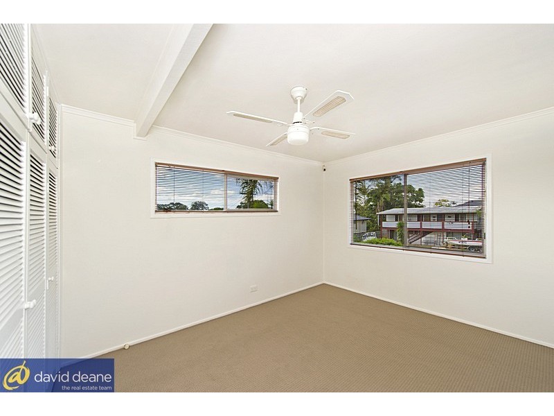 28 Lavercombe Drive, Kallangur QLD 4503