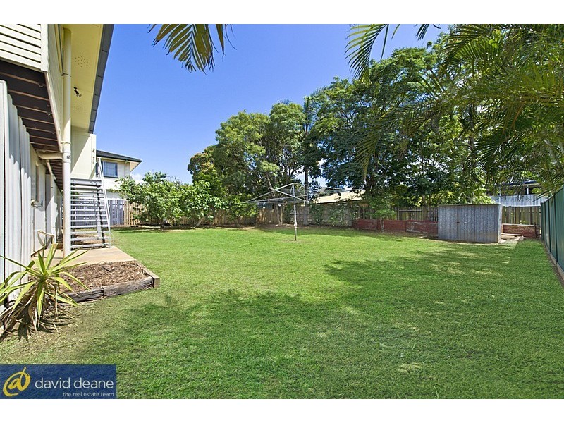 28 Lavercombe Drive, Kallangur QLD 4503