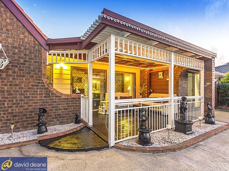 8 Clarendon St, Strathpine QLD 4500
