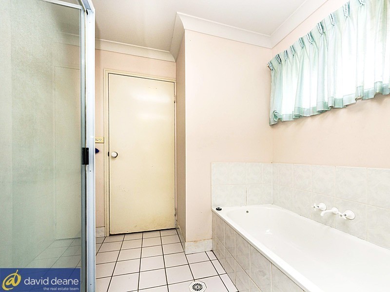 33 Wattlebrush Ct, Murrumba Downs QLD 4503