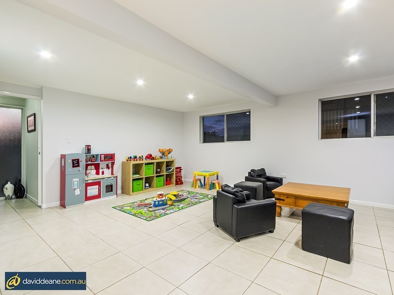 23 Dubarda Dr, Strathpine QLD 4500