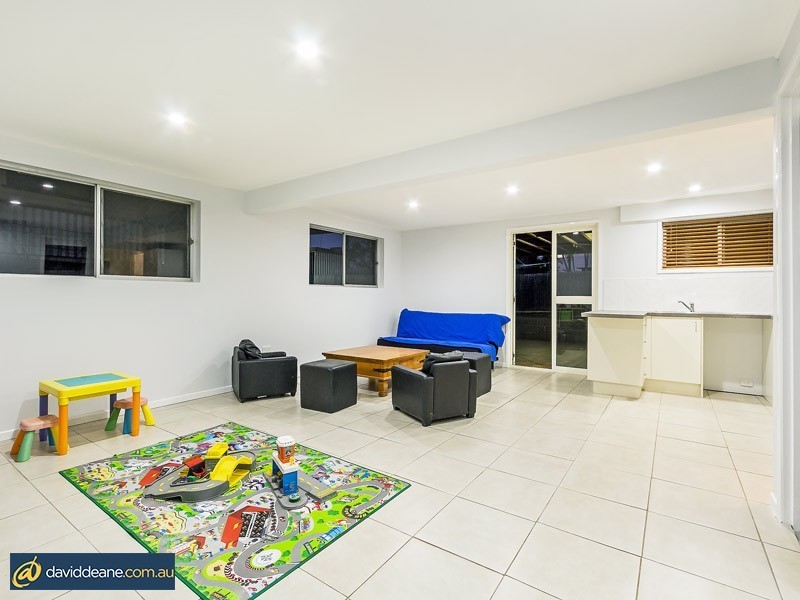 23 Dubarda Dr, Strathpine QLD 4500