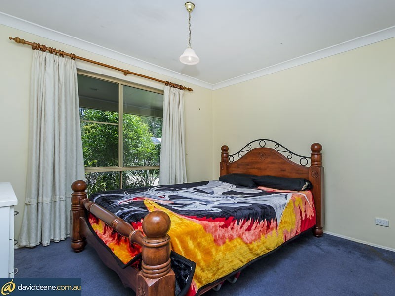 74 Allison Dr, Kallangur QLD 4503