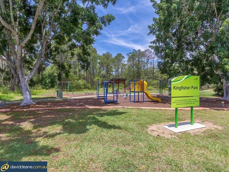 74 Allison Dr, Kallangur QLD 4503