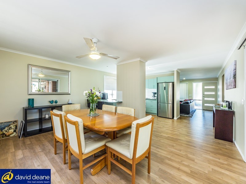 31 Macquarie Dr, Petrie QLD 4502