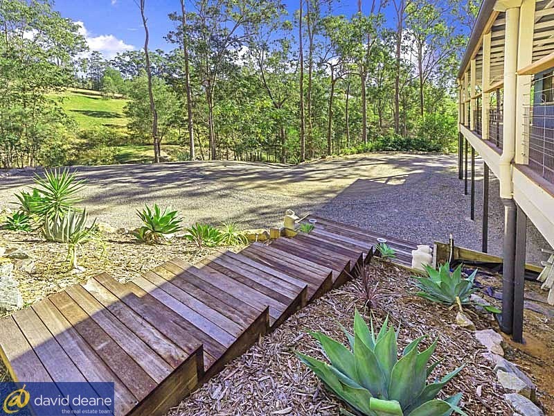 858 Clear Mountain Road, Cashmere QLD 4500