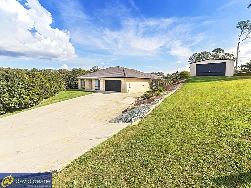 17 Diane Dve, Dayboro QLD 4521