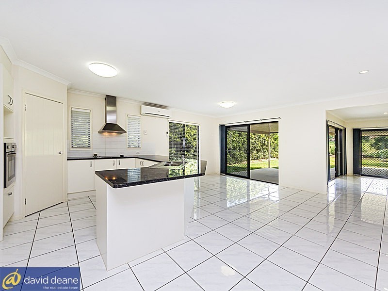 17 Diane Dve, Dayboro QLD 4521