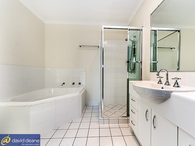 17 Diane Dve, Dayboro QLD 4521