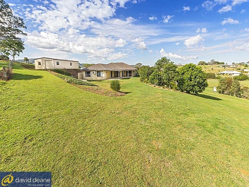 17 Diane Dve, Dayboro QLD 4521