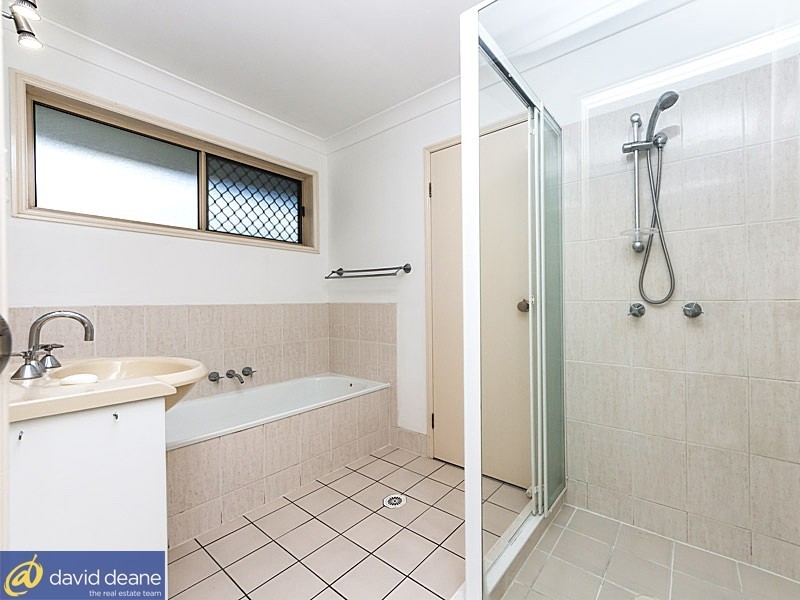 1366 Old North Rd, Bray Park QLD 4500