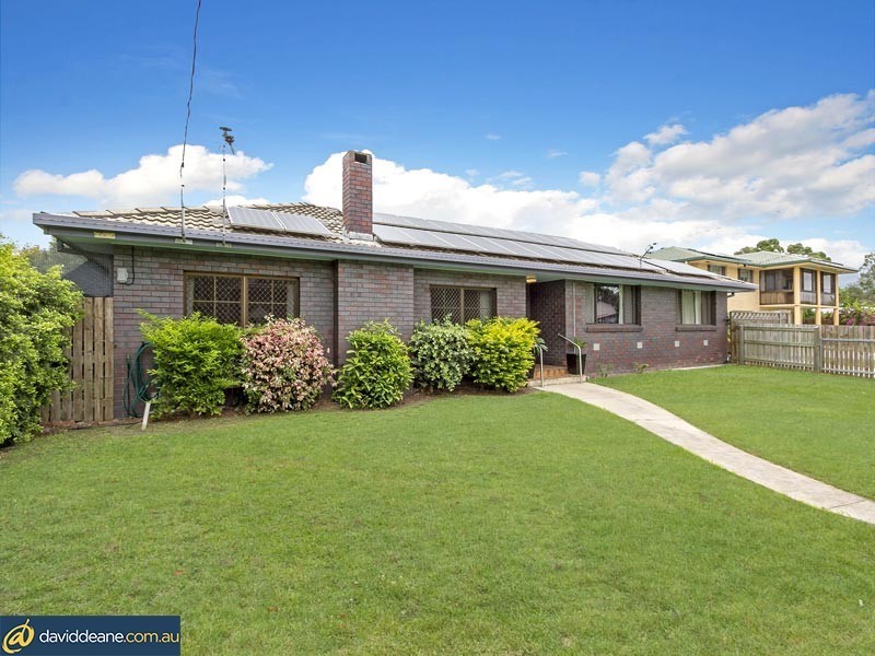 28 Harvey St, Strathpine QLD 4500