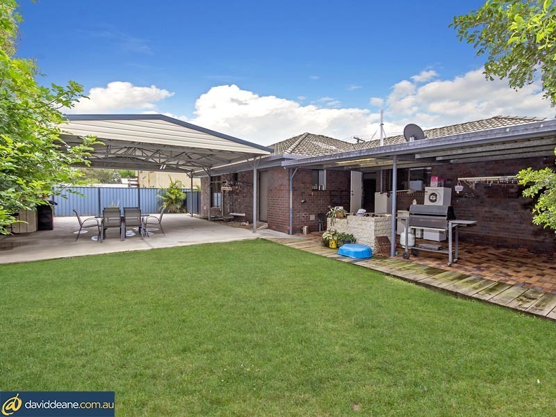 28 Harvey St, Strathpine QLD 4500