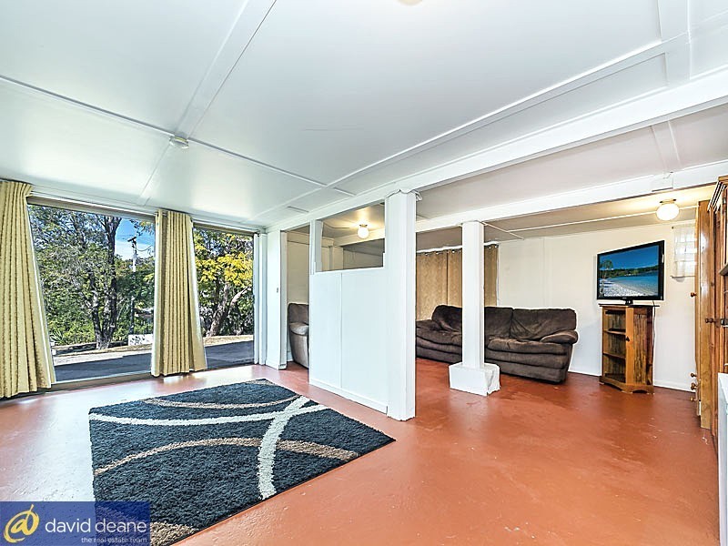29 Joora Av, Petrie QLD 4502