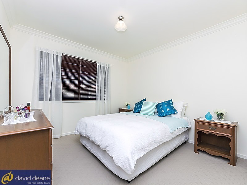 29 Joora Av, Petrie QLD 4502