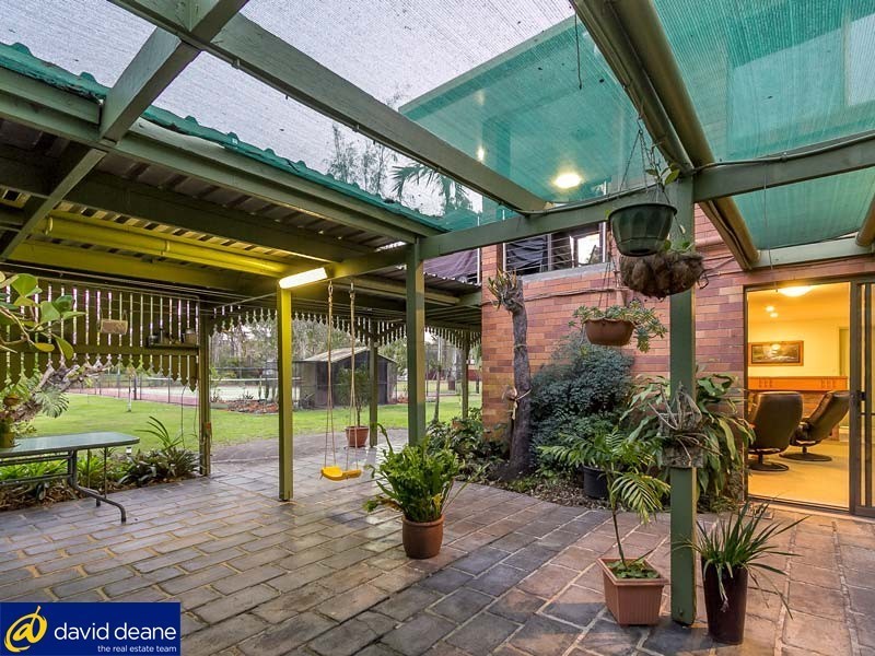 91 Bray Rd, Lawnton QLD 4501