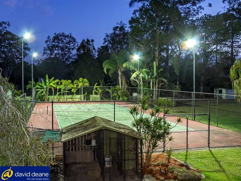 91 Bray Rd, Lawnton QLD 4501