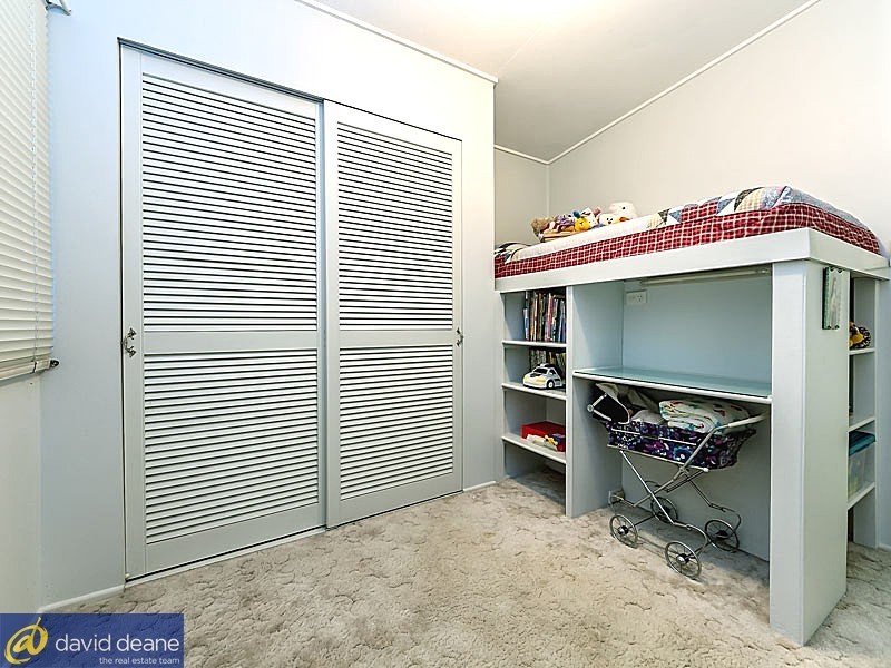 14 Joora Av, Petrie QLD 4502