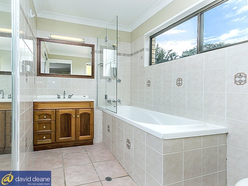 55 Windrest St, Strathpine QLD 4500