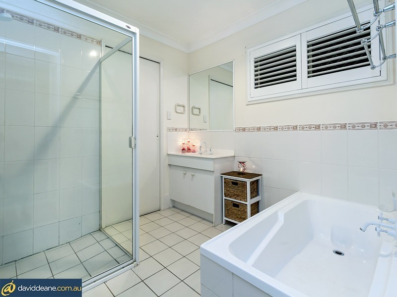 28 Wyena St, Kallangur QLD 4503