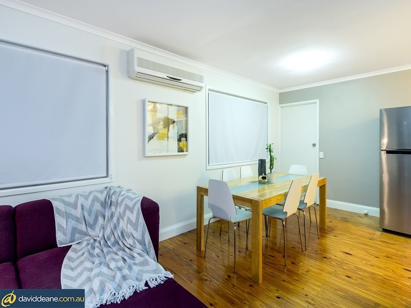 22 Frenchs Rd, Petrie QLD 4502