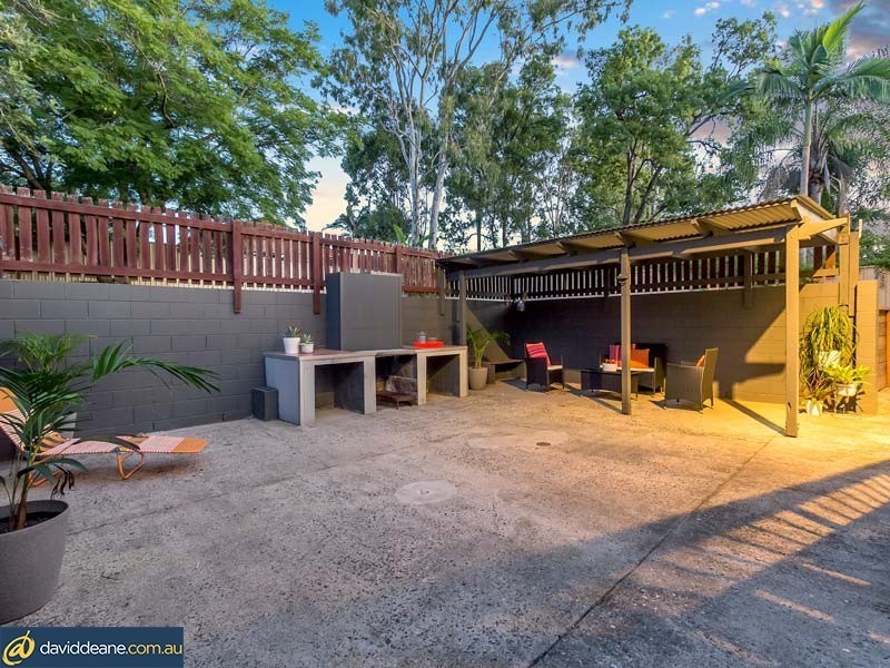 22 Frenchs Rd, Petrie QLD 4502