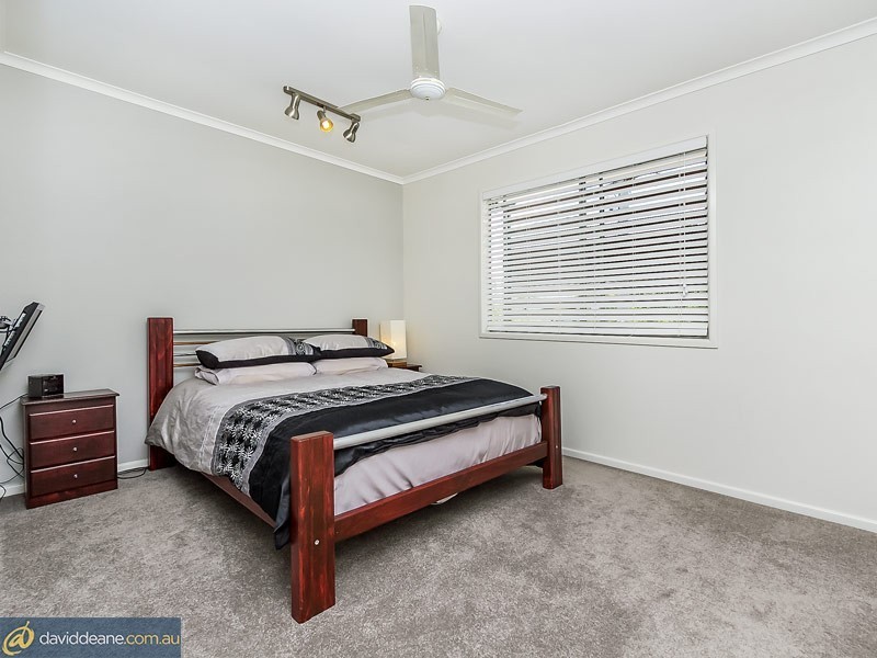 52 Peter Street, Strathpine QLD 4500