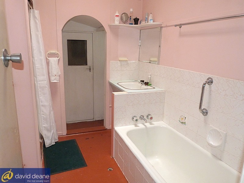 19 Reid St, Petrie QLD 4502