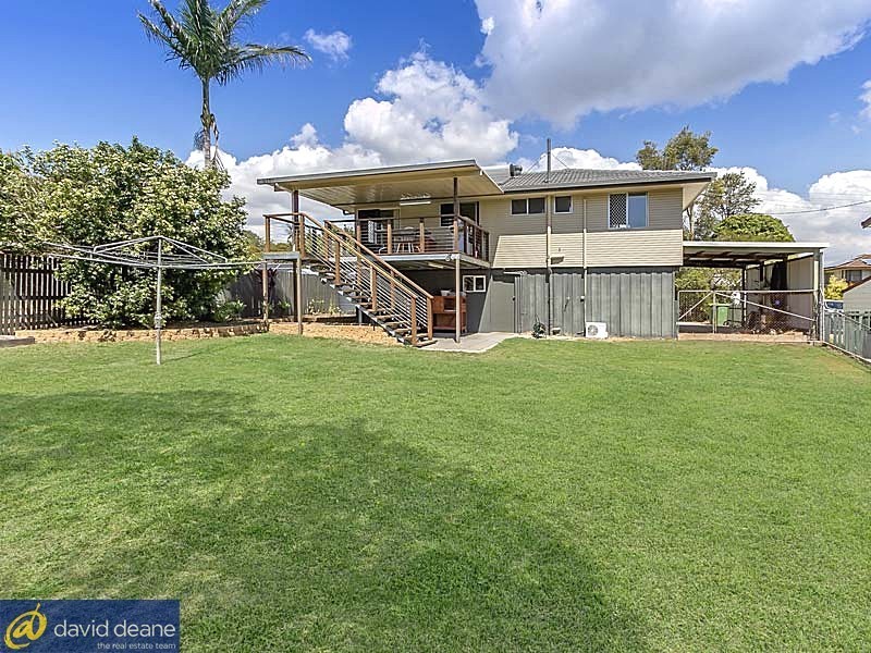 4 Dubarda Dr, Strathpine QLD 4500