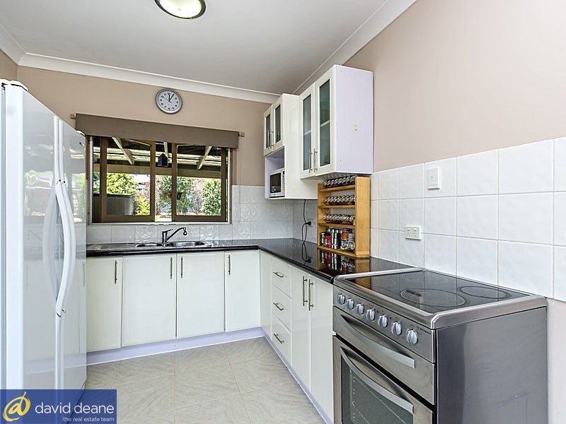 35 Glenmore Street, Kallangur QLD 4503