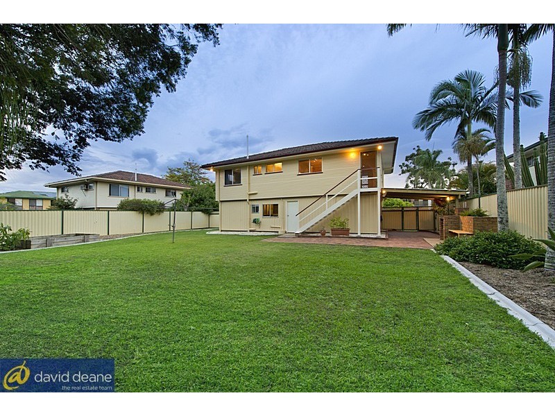 33 Seaton St, Bald Hills QLD 4036