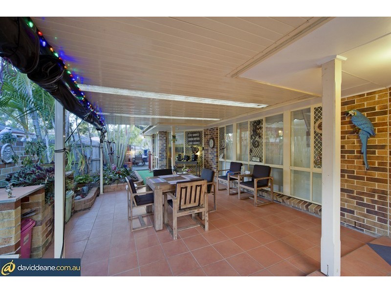 10 Kirri Ave, Petrie QLD 4502