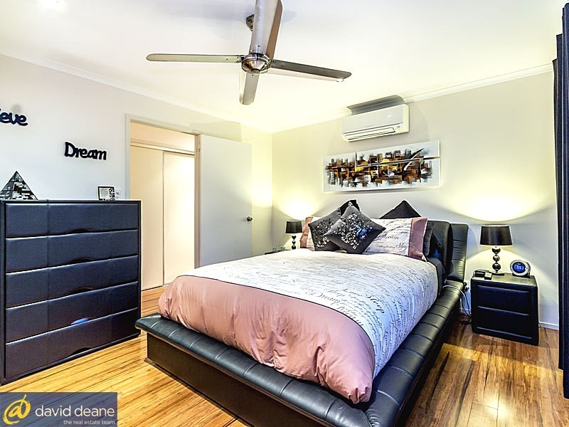 11 Fontenay Ct, Petrie QLD 4502