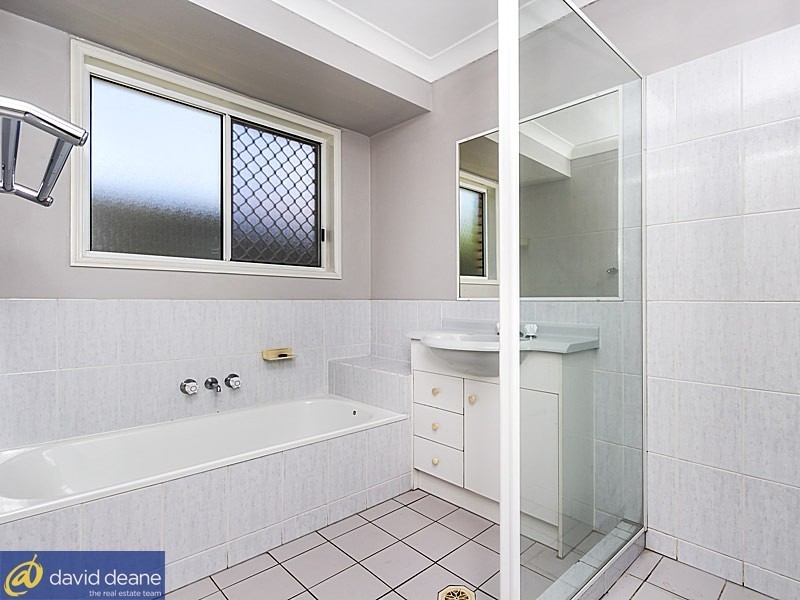 1368 Old North Rd, Bray Park QLD 4500