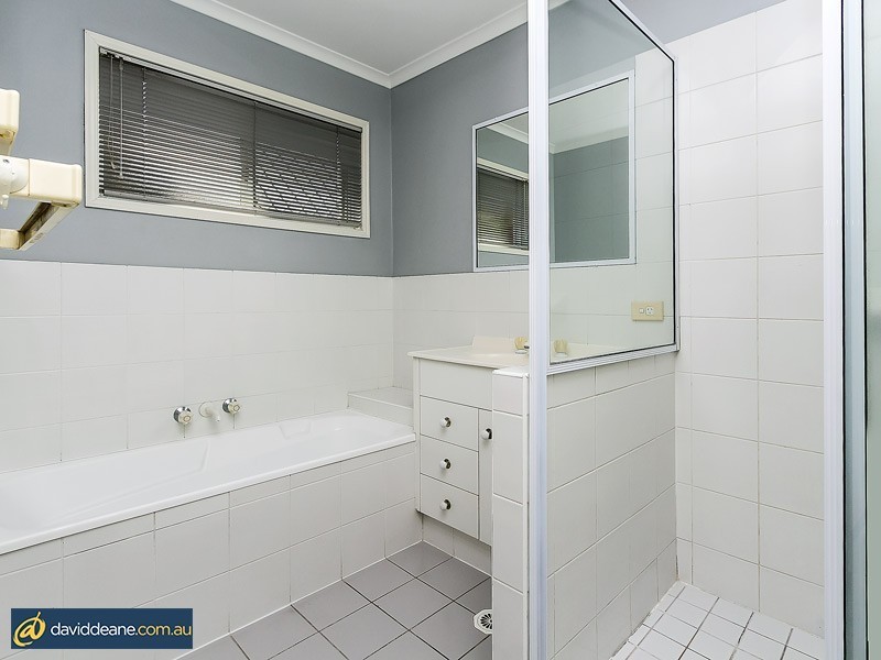 85D Mecklem St, Strathpine QLD 4500