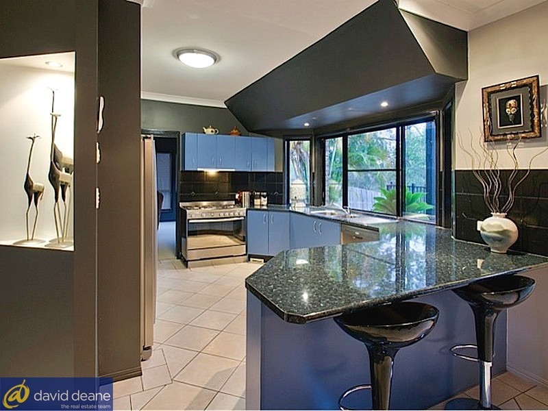 6 Spry Ct, Petrie QLD 4502