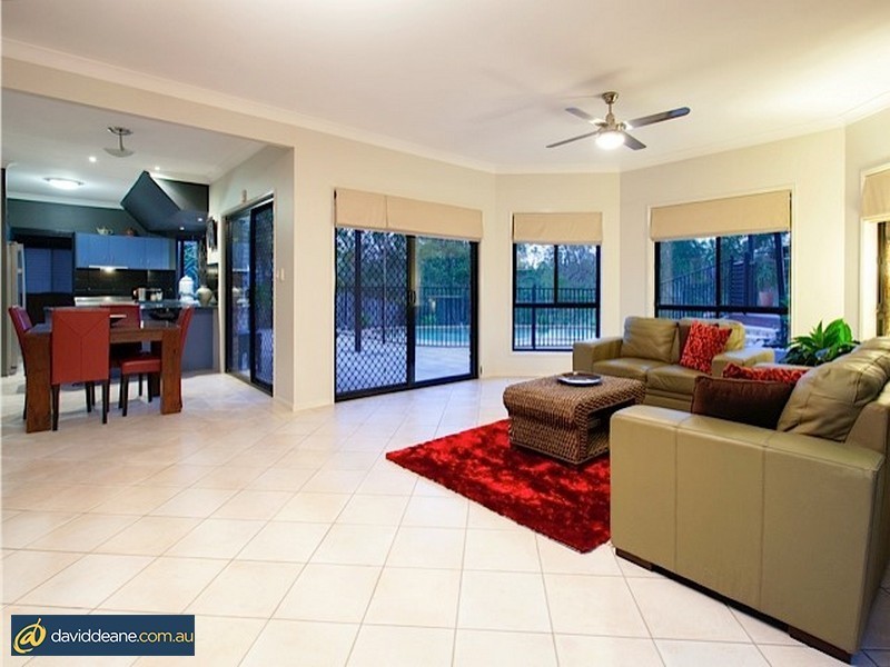 6 Spry Ct, Petrie QLD 4502